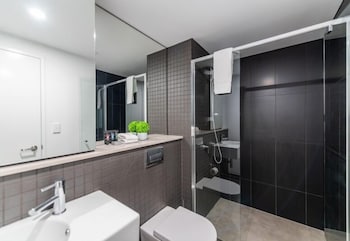 Accommodate Canberra Midnight Apartments - Hotel WA 6