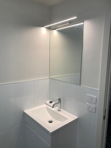 Queens Arms Hotel - Hotel WA 5