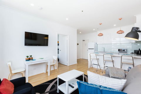ROLAND, 1BDR Melbourne Apartment - Hotel WA 0