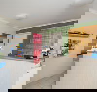 Tin Can Bay's Sleepy Lagoon Motel - Hotel WA