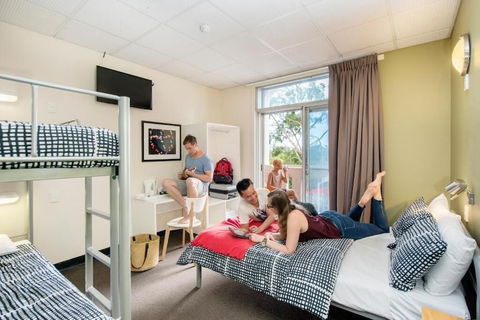Adelaide Central YHA - Hostel - Hotel WA 6