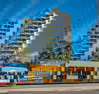 Surfers Hawaiian Holiday Apartments - Hotel WA