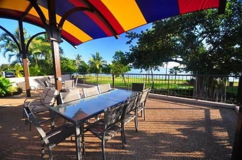 Waters Edge The Strand - Hotel WA 0