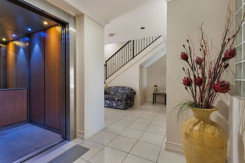 City-ville Luxury Apartments & Motel - Hotel WA 4