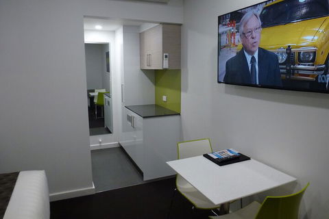 Golden Chain Tower Motor Inn - Hotel WA 5