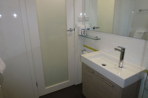 Golden Chain Tower Motor Inn - Hotel WA 7