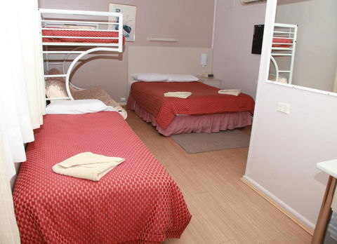 Hillview Motel - Hotel WA 5