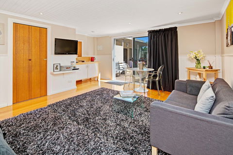 Daylesford Spa Accommodation - Hotel WA 6