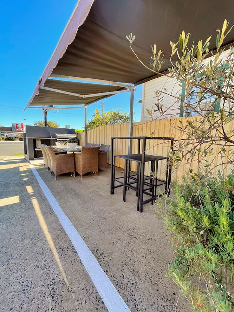 Squatters Homestead Motel - Hotel WA 4