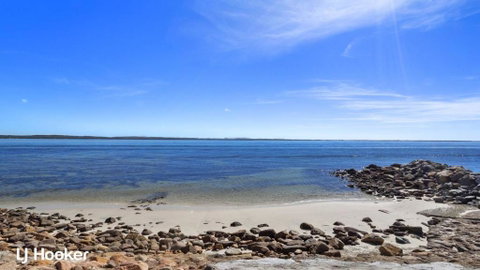 Yacaaba Beautiful Waterfront Location - Hotel WA 3