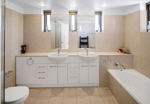 Luxury 3BR Apt With Incredible Views - Hotel WA 3