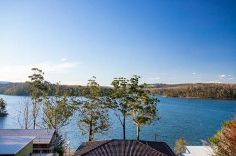 Home On The Water 21 Evans St. Lake Conjola - Hotel WA 1