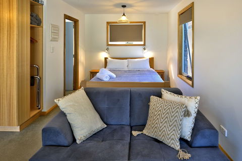 Freycinet Stone Studio 8 - Hotel WA 2