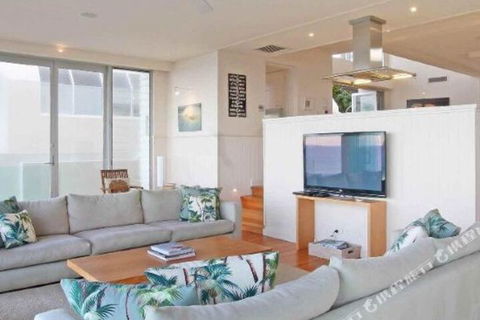 R & W Noosa Holidays 19 The Esplanade - Hotel WA 5