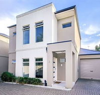 Modern Seaside Sanctuary - Hotel WA