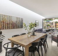 Stunning Executive Home in Glebe - Hotel WA