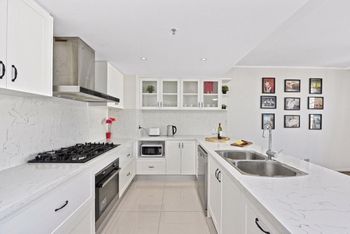 Deluxe Sydney Central Penthouse With Pool & Gym - Hotel WA 5