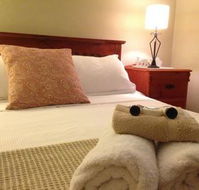 Port Lincoln Holiday Houses - Hotel WA