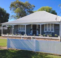Edgeworth Street Manor - Hotel WA