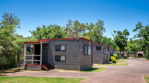 Adelaide Caravan Park - Hotel WA 1