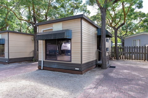 Adelaide Caravan Park - Hotel WA 2