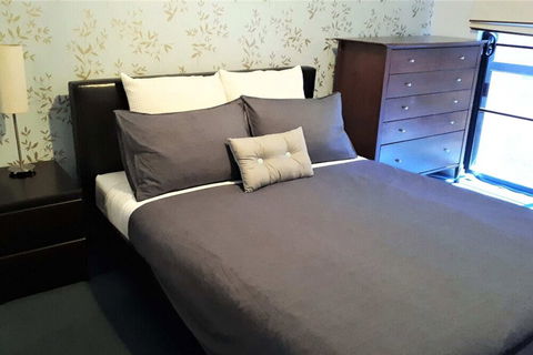 Stylish 2 Bedroom Apartment In The City - Hotel WA 6