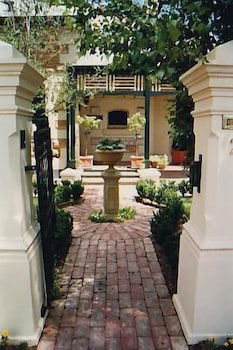 Water Bay Villa Bed And Breakfast - Hotel WA 0