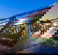 Treetops Seaview Montville - Hotel WA