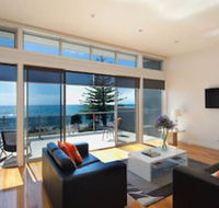 Penguin Waterfront Escape - Hotel WA