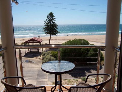 Christies No 1 Esplanade - Hotel WA 4