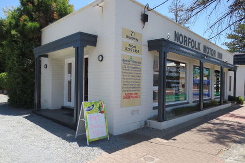 Norfolk Motor Inn - Hotel WA 1