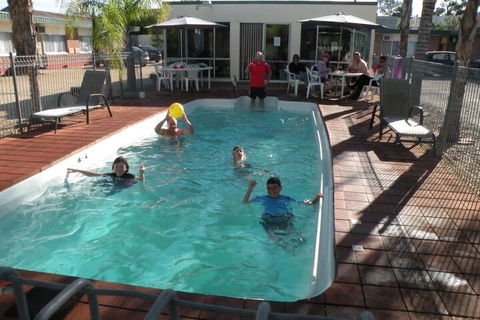 Corowa Motor Inn - Hotel WA 4