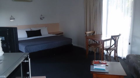 Budget On The Lake - Hotel WA 3