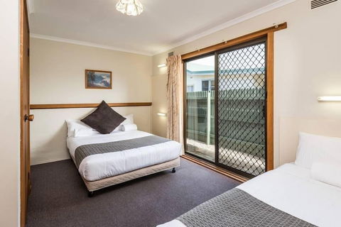 Lakes Jakaranda Holiday Units - Hotel WA 5