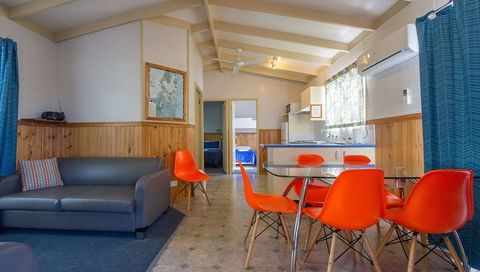 Garden Of Eden Caravan Park - Hotel WA 4