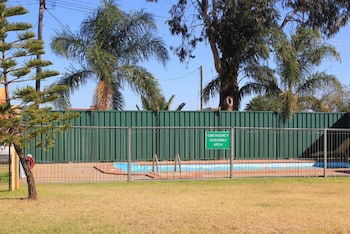 Peak Hill Golden Peak Budget Motel - Hotel WA 4