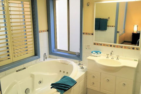 Al Mare Beachfront Retreat - Hotel WA 5