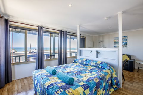 Shark Bay Seafront Apartments - Hotel WA 6