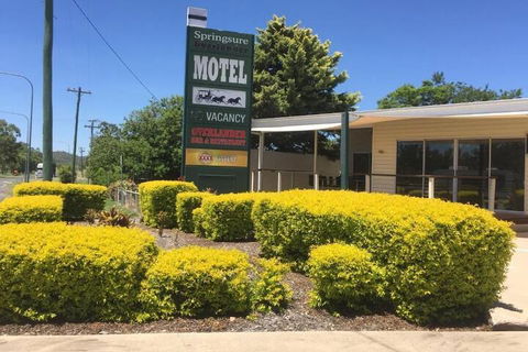 Springsure Overlander Motel - Hotel WA 4