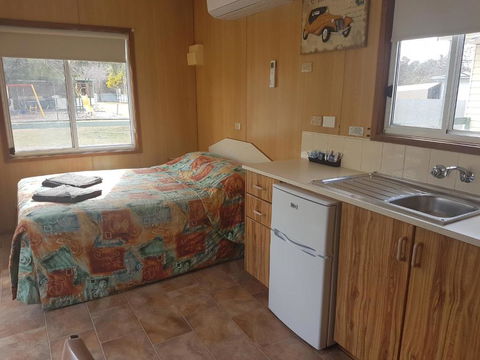 BIG 4 Hay - Hotel WA 2