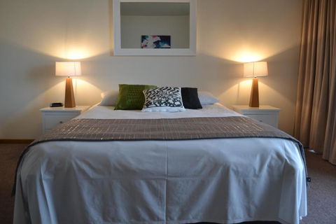 Accommodation Portland Victoria - Hotel WA 4