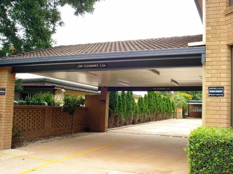 A Raceview Motor Inn - Hotel WA 0