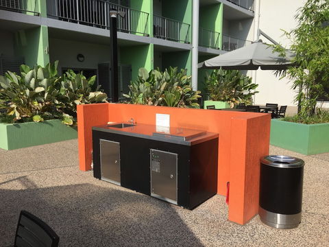 Hudson Berrimah - Hotel WA 5