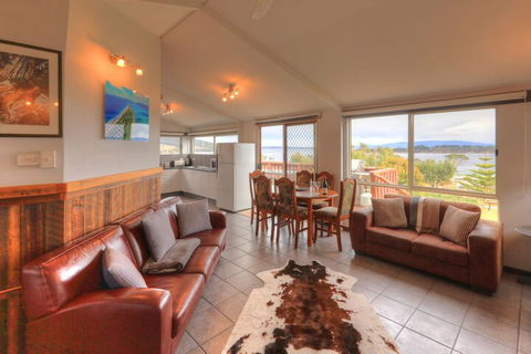 Discover Bruny Island Holiday Accommodation - Hotel WA 5