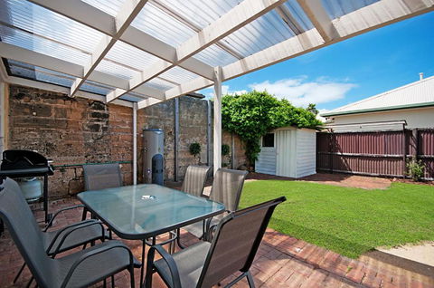 Historic Central Cottage In Warrnambool - Hotel WA 6