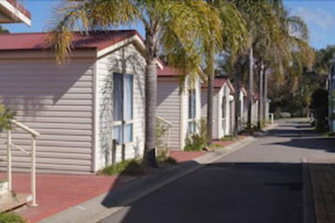 Lifestyle Village Redhead - Hotel WA 1