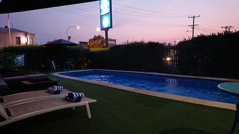 Adelong Motel - Hotel WA 4