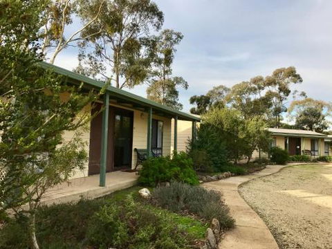 Stawell Holiday Cottages - Hotel WA 5