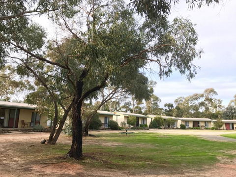 Stawell Holiday Cottages - Hotel WA 3