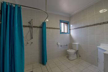 CBD Accommodation Tamworth - Hotel WA 1